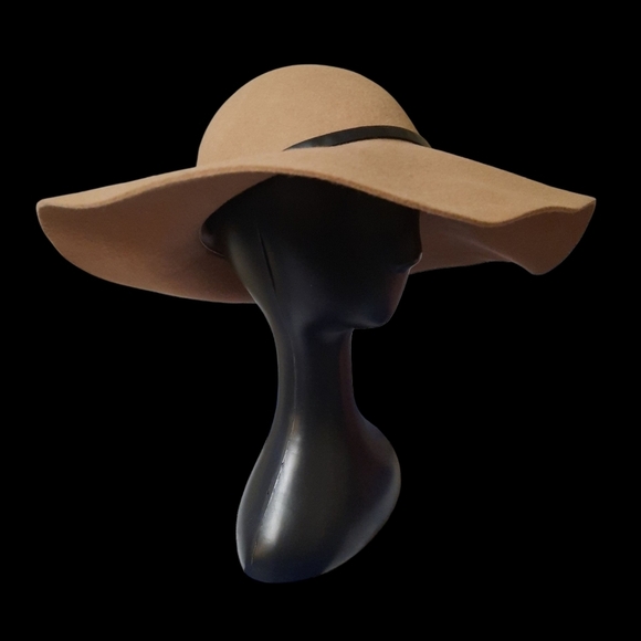 C.C Tan Wide-Brim Hat with Black Band